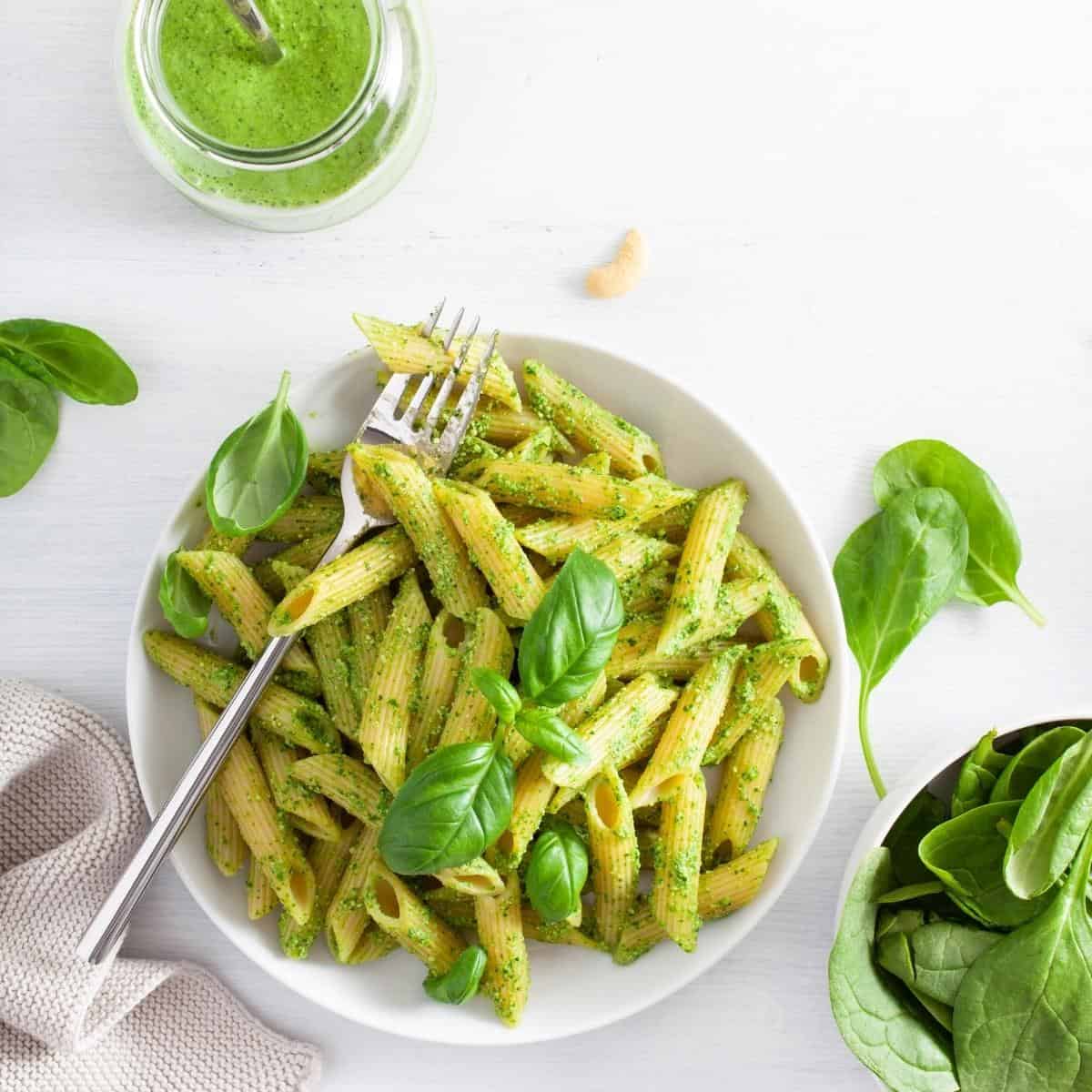 15 Best Green Pasta Sauces - The Absolute Foodie